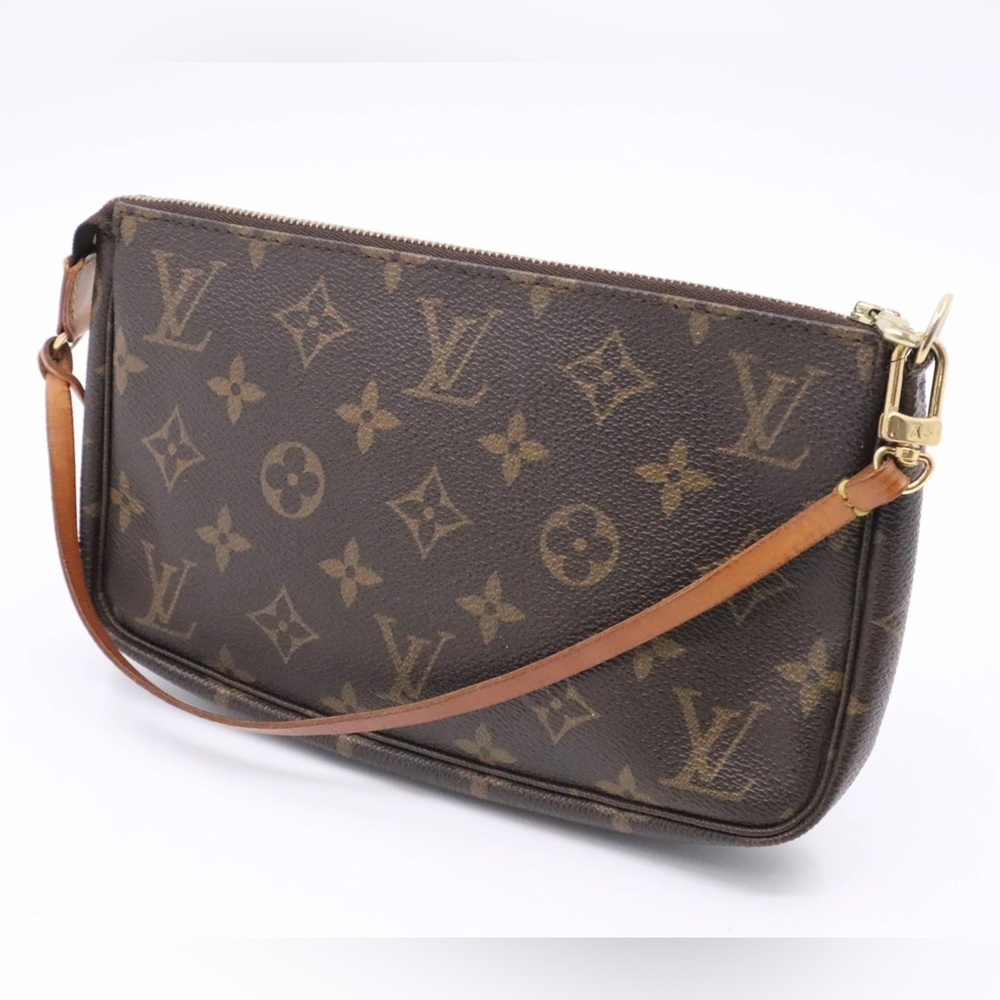 Louis Vuitton Pochette Accessoire Monogram Canvas - Picture 1 of 14